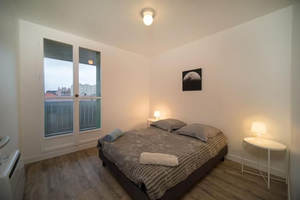 Fully Equipped Apartment Balcony Sleeps 7 Wifi Marseille Luaran gambar